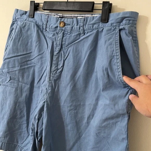 Tommy Hilfiger Blue Grey 9.5" Bermuda Twill Flat Front Chino Shorts Size 36 - Picture 2 of 7